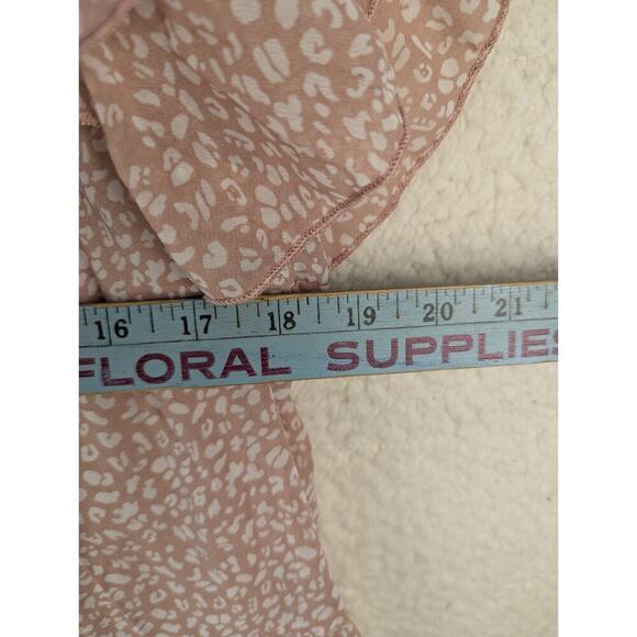 Pretty Garden Women's Ruffle Flowy Lightweight Blouse SIZE M - Picture 5 of 8